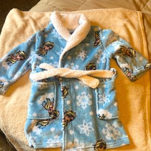 2T Girl’s Frozen Robe